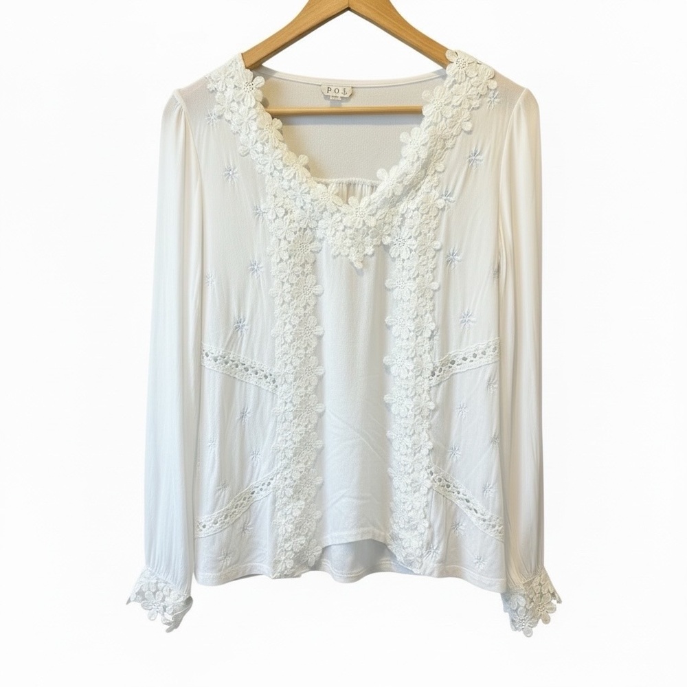 POL Feminine Floral Embroidery Woven Top EUC